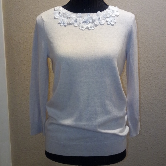 NWT ELLE Women's Flower Crewneck Pullover Sweater - Picture 3 of 6